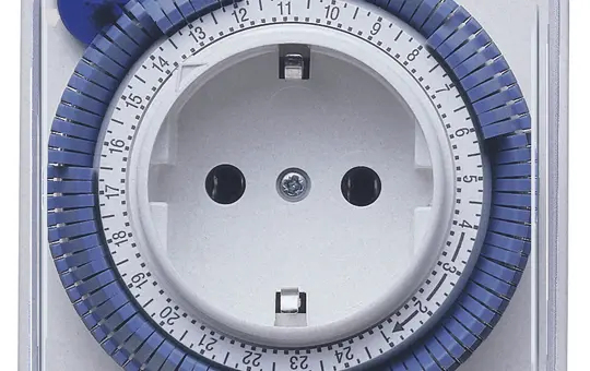 THEBEN theben-timer 26 IP 44 Analoge Steckdosenschaltuhr 1 Kanal, ohne Gangreserve, IP44