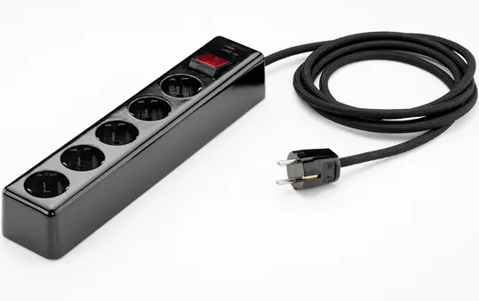 THPG 101035 Steckdosenleiste Bakelit 5-fach, Schalter | schwarz/schwarz | 2,5 m