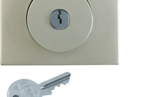 BERKER 1079730400 Jalousie-Drehschalterabdeckung K.1/K.5 Schloss, Taster, Schl. in 0-Stellung abziehbar | edelstahl