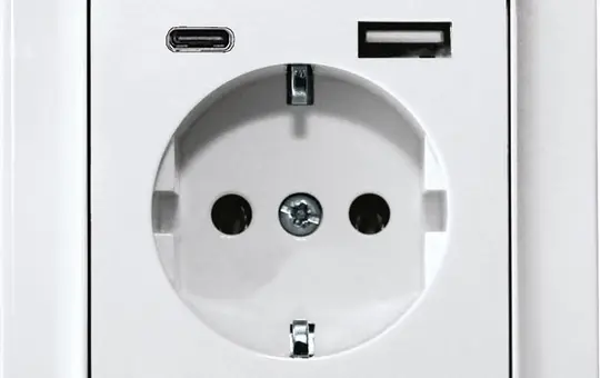 ELTAKO 30055901 Schutzkontakt-Steckdose mit USB-A und USB-C | polarweiß glänzend