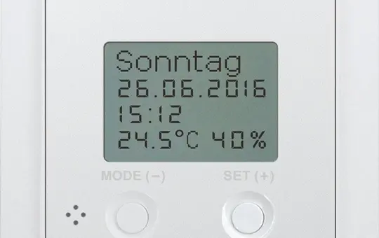 ELTAKO 30055803 Funk-Uhren-Thermo-Hygrostat 230V, mit Display | polarweiß glänzend