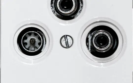 ELTAKO 30055834 Antennenabdeckung 3-fach | polarweiß glänzend