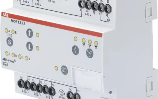 ABB FCC/S1.3.2.1 KNX-Fan-Coil-Aktor 3 x 0-10 V, man. Bedienung, REG
