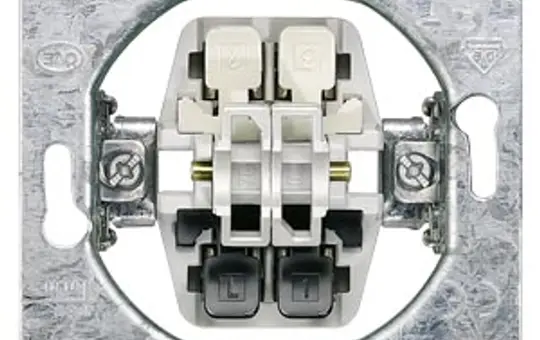 SIEMENS 5TA2114-0KK Jalousieschalter UP 2-fach, ohne Krallen