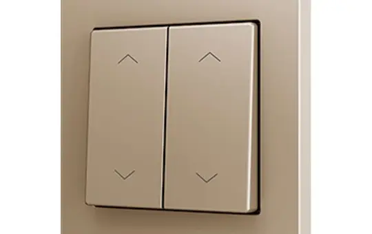 ZENNIO ZS552PB4SHC Doppeltaster Soft ZS55 für 4 Binäreingänge, Jalousie | champagner