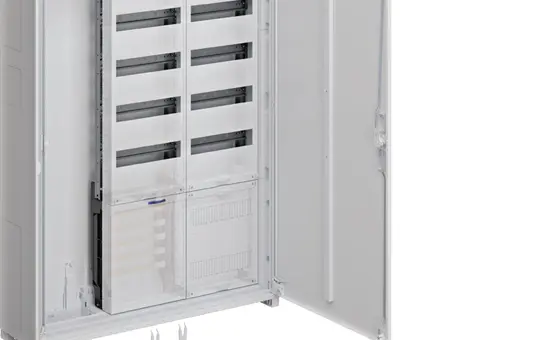 HAGER ZB33VT10APZ2 Systemschrank universZ 3 Felder, 10-reihig, Einspeise-/APZ-Feld | 1100 mm